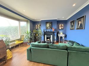 Photo 16- click for photo gallery